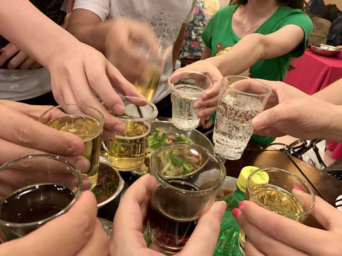 怎么樣喝啤酒更健康，喝啤酒應(yīng)該注意些什么？