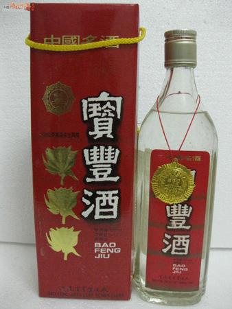 54度30年寶豐酒多少錢(54度寶豐酒價(jià)格表和圖片)