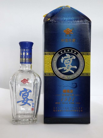 白金宴貴賓酒多少錢(白金貴賓酒價(jià)格)