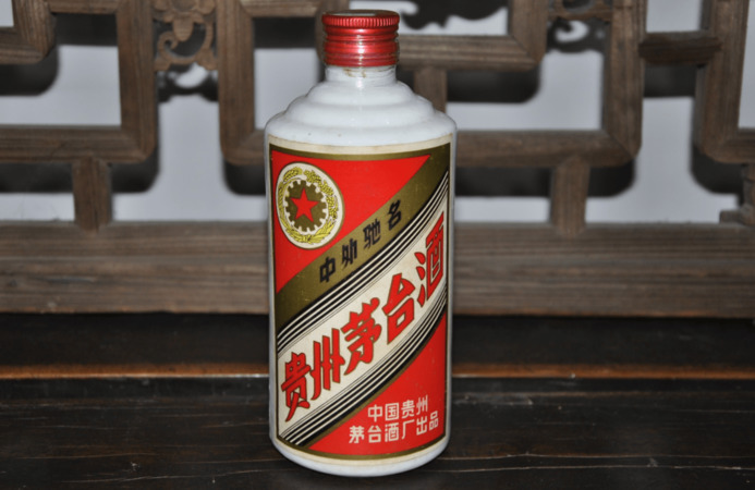 白酒品牌批發(fā)價格(各種白酒批發(fā)價格)