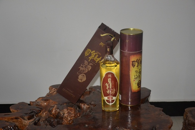 陳壇百年價(jià)格750毫升(陳壇百年2002多少錢(qián))