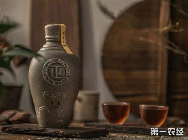 黃酒適合什么時(shí)候喝,溫飲黃酒驅(qū)寒養(yǎng)身