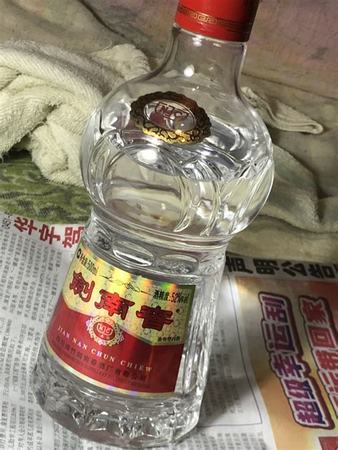 劍南春水晶劍什么意思,你還記得這款水晶劍嗎