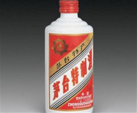 茅臺(tái)酒都是醬香型的嗎為什么,都說(shuō)茅臺(tái)是醬香型白酒