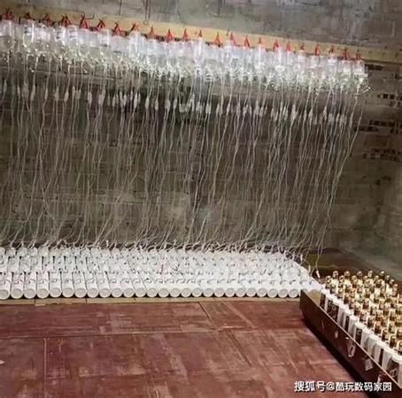 98飛天特制茅臺(tái)多少錢,98年的飛天茅臺(tái)500ML